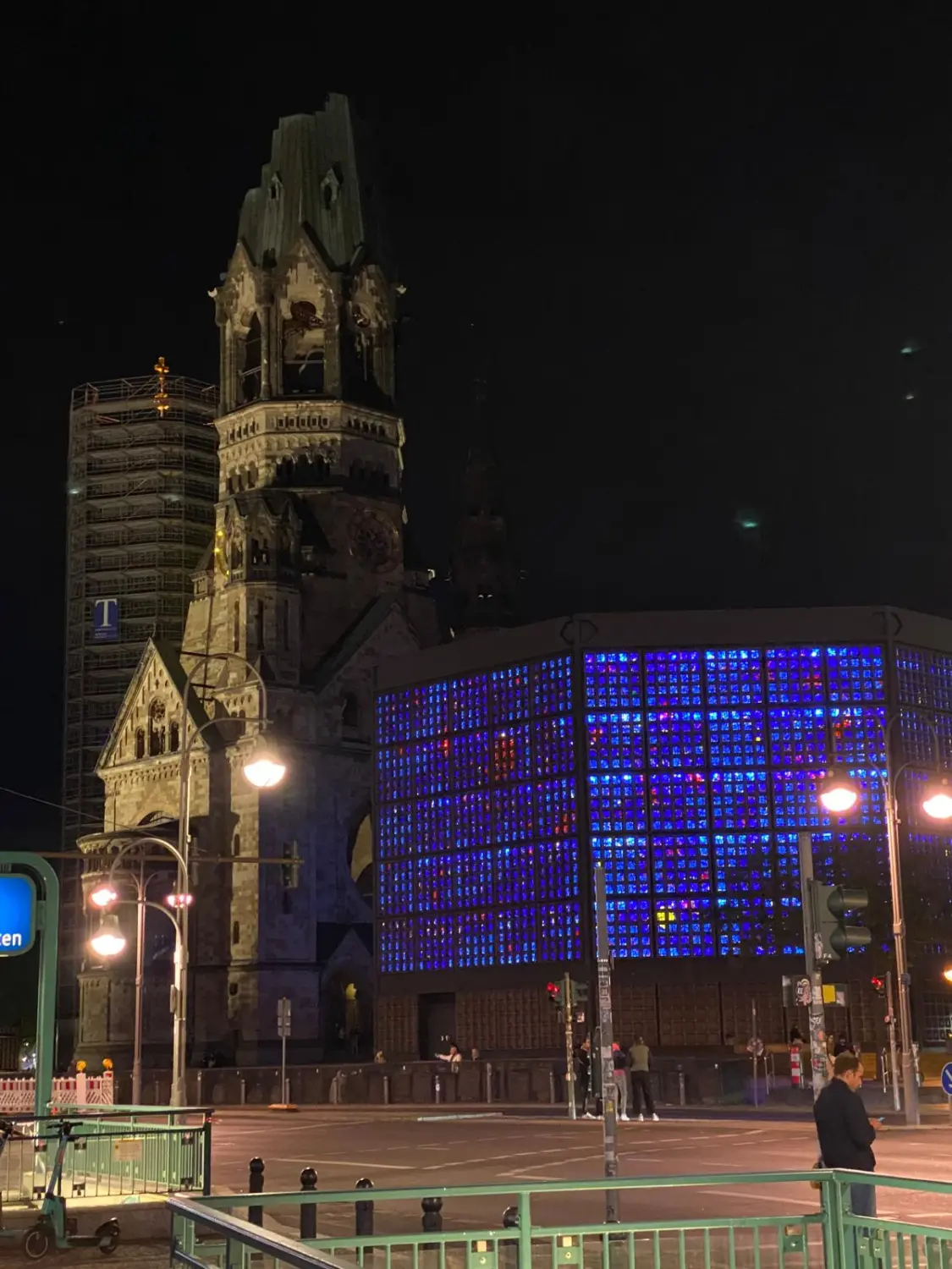 Kreuzfahrten, Cruceros, Cruises