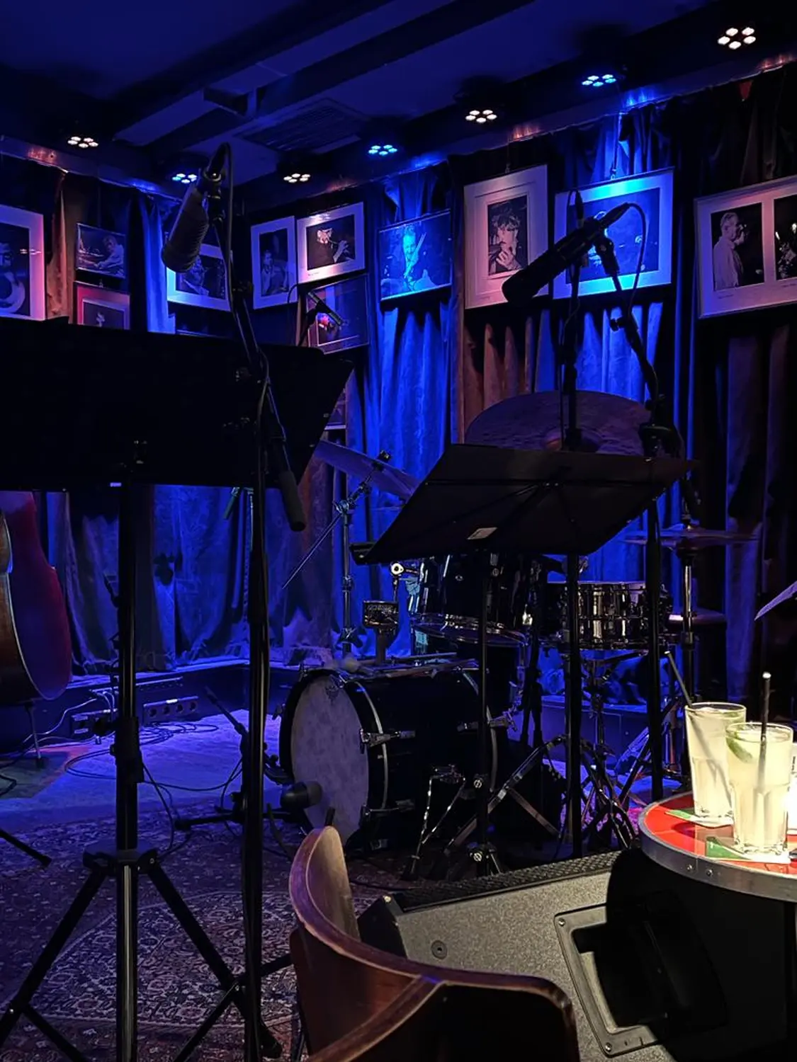 Individualisierte Reisen, Viajes personalizados, Custom travel 